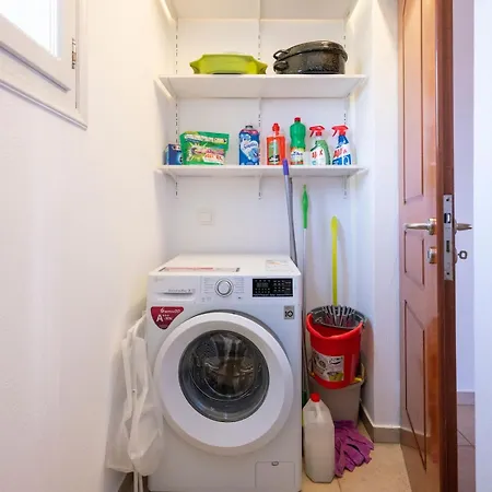 Three Wishes ! Apartment Parasporos