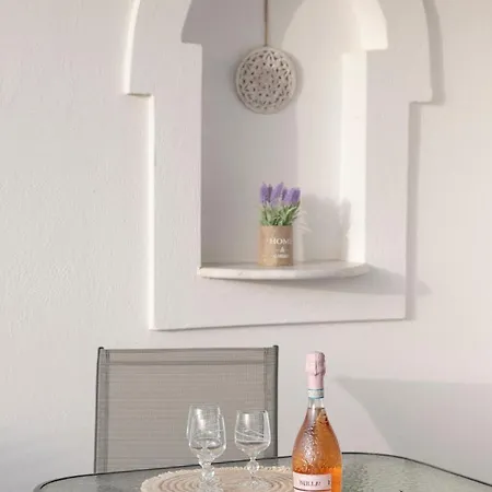 Apartment Three Wishes ! Parasporos